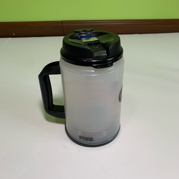 VICTORIA SECRET PINK LIGHT UP WATER BOTTLE - Picture 7 of 8